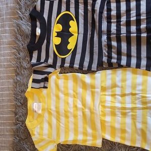 Two sets of short sleeved/shorts Hanna andersson pj's. Size 5